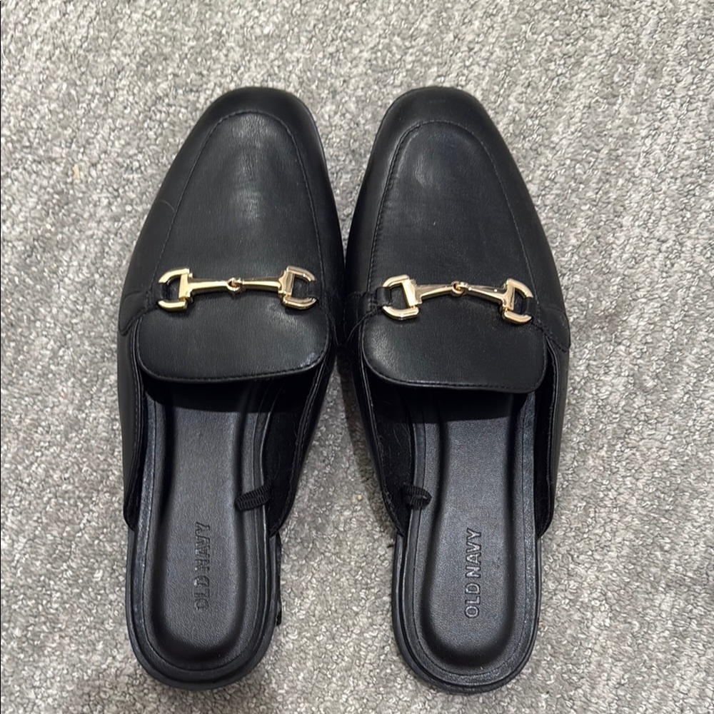 Never Worn Old Navy Women's Black Loafers